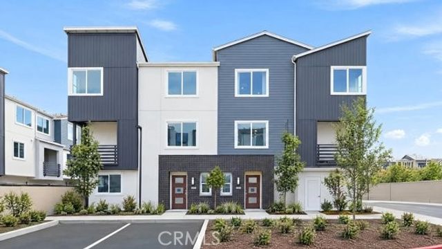 500 Park Drive 248, Carson, CA 90745