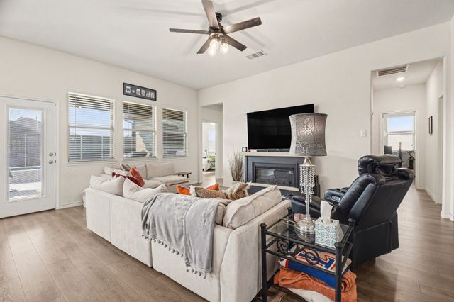 3801 Forest Bend Road, Denton, TX 76208