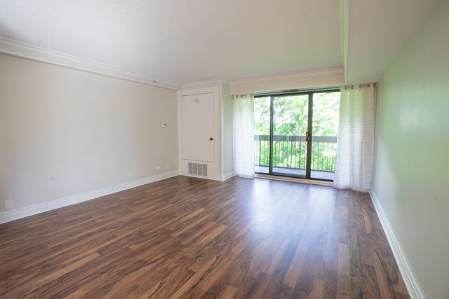 1840 Huntington Boulevard 412, Hoffman Estates, IL 60169