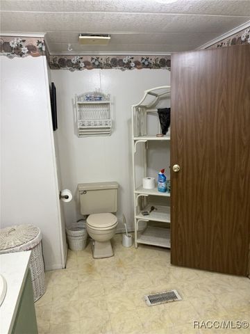 5437 S Doyle Terrace, Homosassa, FL 34446