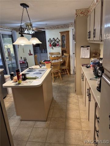 5437 S Doyle Terrace, Homosassa, FL 34446