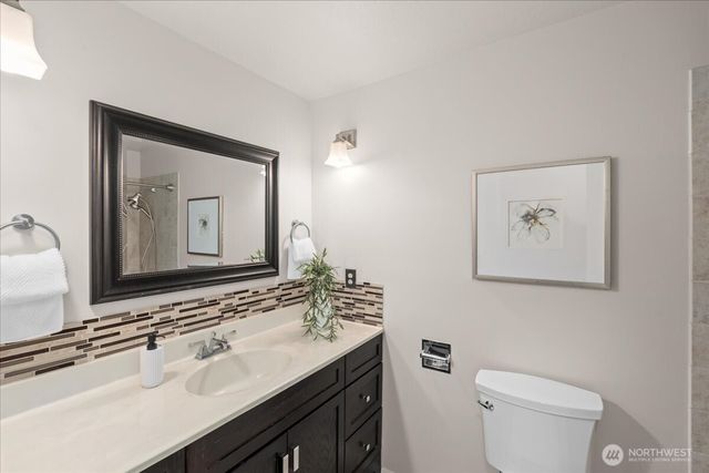 14702 255th Avenue SE, Issaquah, WA 98027