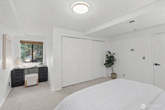 14702 255th Avenue SE, Issaquah, WA 98027