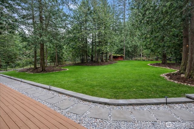 14702 255th Avenue SE, Issaquah, WA 98027