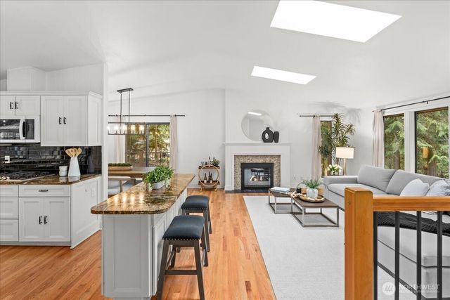 14702 255th Avenue SE, Issaquah, WA 98027