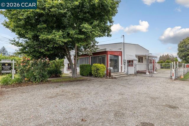 710 Grove Way, Hayward, CA 94541