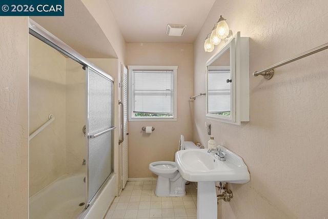 710 Grove Way, Hayward, CA 94541