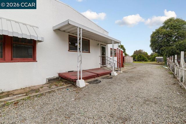 710 Grove Way, Hayward, CA 94541