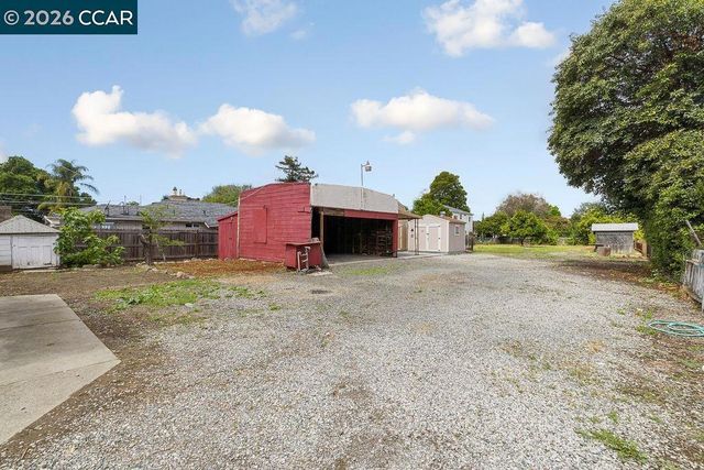 710 Grove Way, Hayward, CA 94541