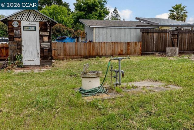 710 Grove Way, Hayward, CA 94541