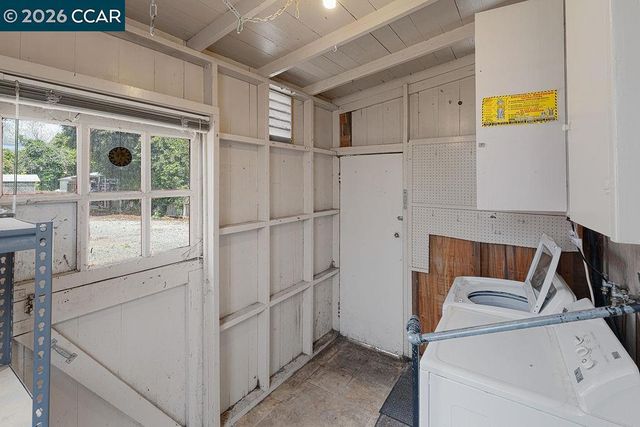 710 Grove Way, Hayward, CA 94541