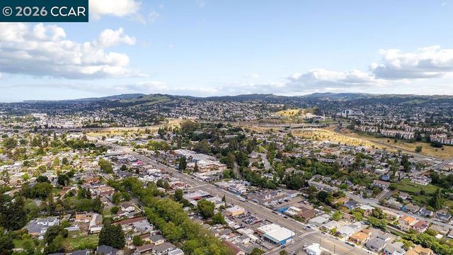 710 Grove Way, Hayward, CA 94541