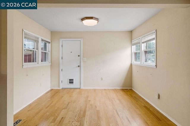 710 Grove Way, Hayward, CA 94541