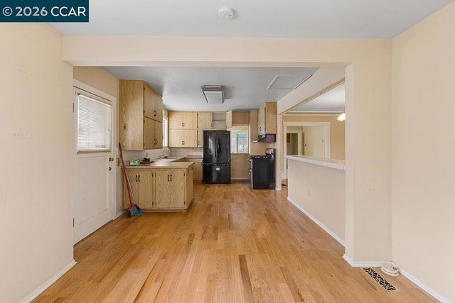 710 Grove Way, Hayward, CA 94541