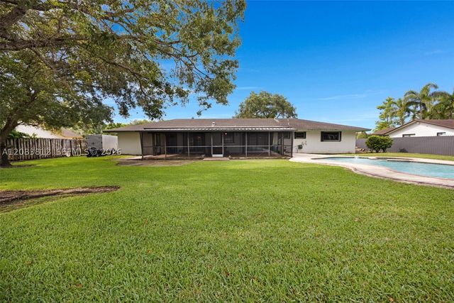 16781 SW 278th St, Homestead, FL 33031