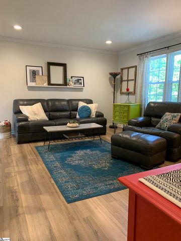 206 Mill Estate Road, Taylors, SC 29687