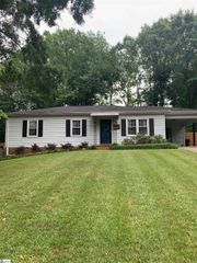 206 Mill Estate Road, Taylors, SC 29687