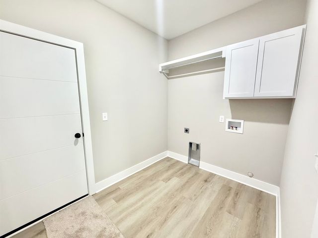 5476 N Toben Dr, Bel Aire, KS 67226