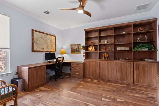105 Duck Creek LN, Georgetown, TX 78633