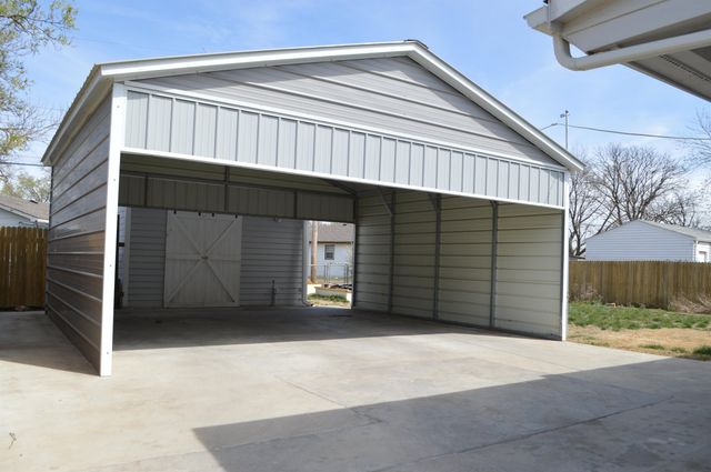 4420 S Kailer Dr, Wichita, KS 67217