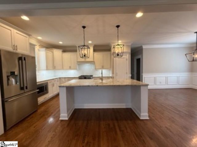 435 Rocky Slope Road, Greenville, SC 29607