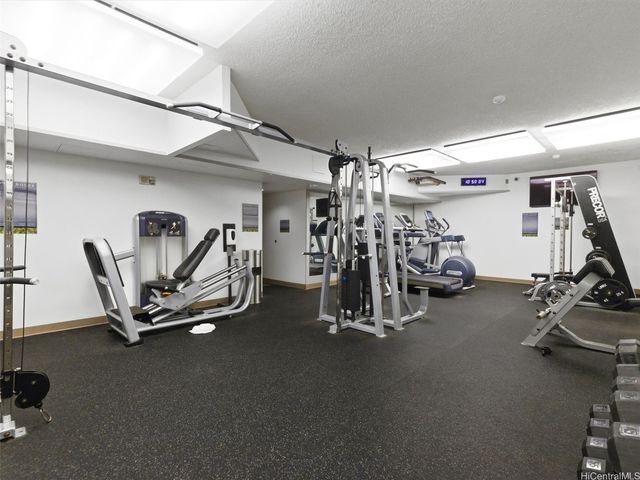 1750 Kalakaua Avenue 1903, Honolulu, HI 96826