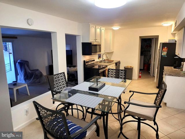 48 BOTANY CIR, Willingboro, NJ 08046