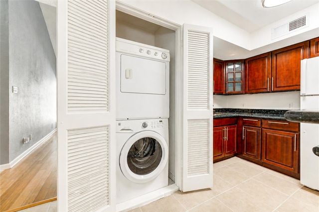 10811 Richmond Avenue 22, Houston, TX 77042