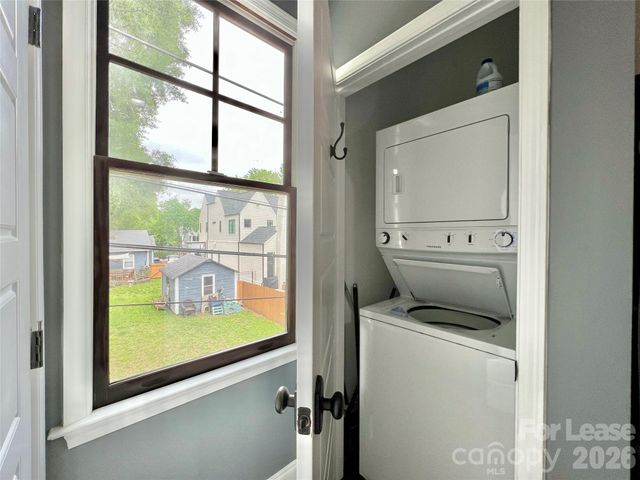 2637 Chesterfield Avenue B, Charlotte, NC 28205