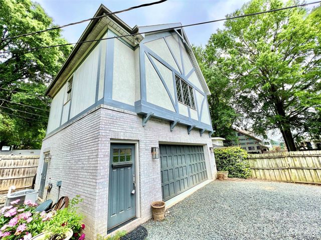 2637 Chesterfield Avenue B, Charlotte, NC 28205
