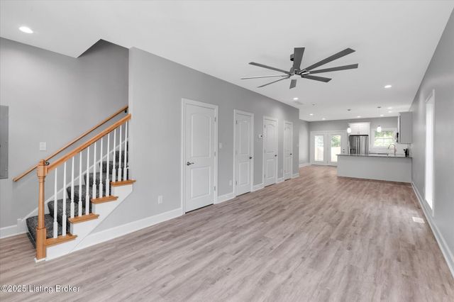 721 E Caldwell St, Louisville, KY 40203