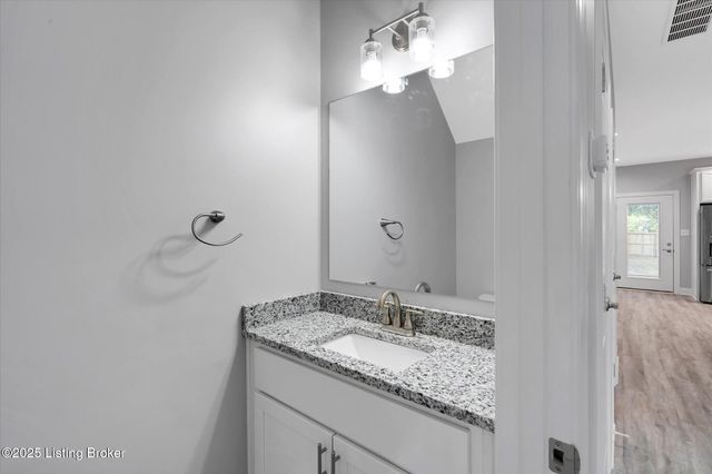 721 E Caldwell St, Louisville, KY 40203