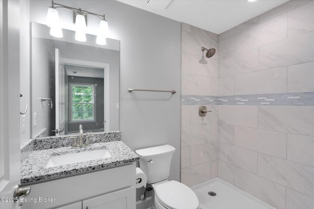 721 E Caldwell St, Louisville, KY 40203