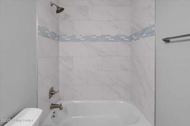 721 E Caldwell St, Louisville, KY 40203