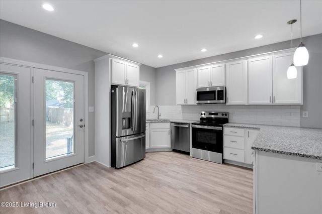 721 E Caldwell St, Louisville, KY 40203