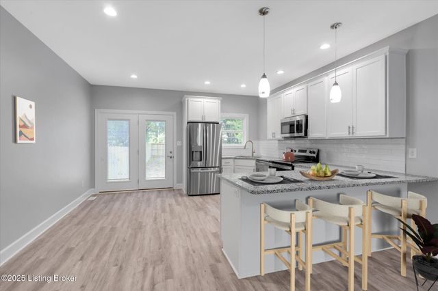 721 E Caldwell St, Louisville, KY 40203