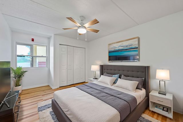 209 W Miracle Strip Parkway Parkway G201, Mary Esther, FL 32569