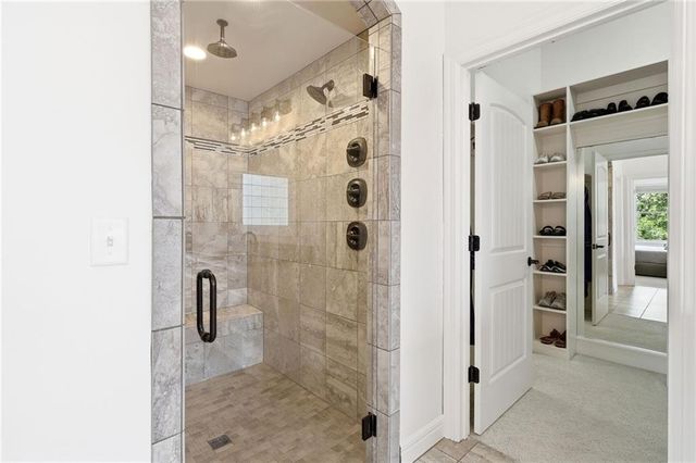 24855 W 95th Terrace, Lenexa, KS 66227