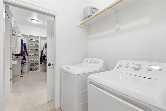 24855 W 95th Terrace, Lenexa, KS 66227