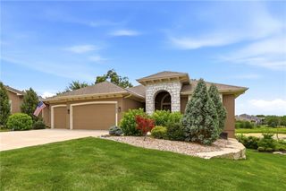 24855 W 95th Terrace, Lenexa, KS 66227