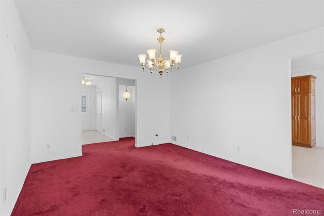 2363 Willowdale Drive, Burton, MI 48509