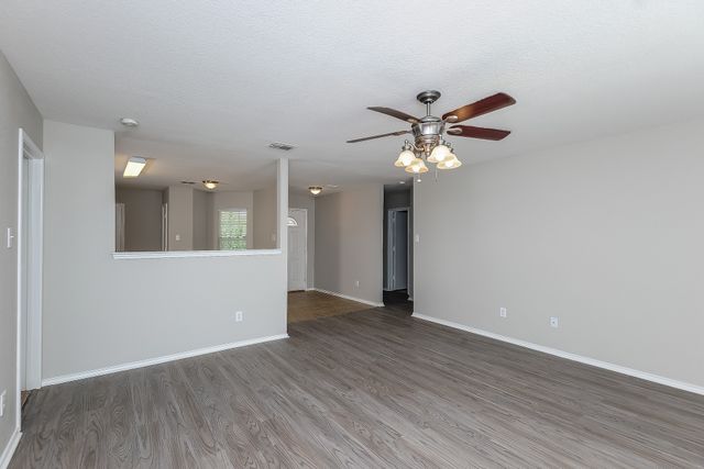 9013 Cheswick Drive, Fort Worth, TX 76123