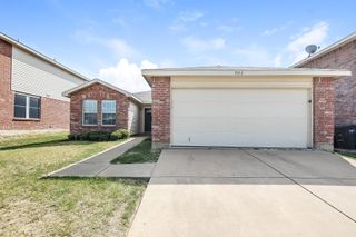 9013 Cheswick Drive, Fort Worth, TX 76123