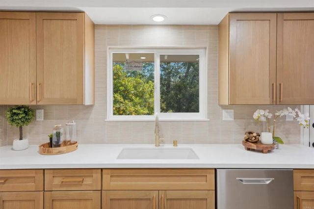 1336 Top Rail Lane, Escondido, CA 92027