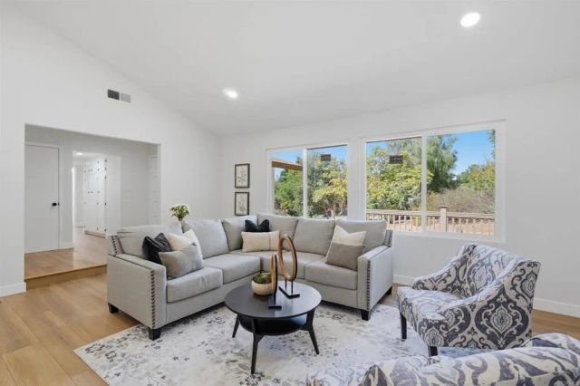 1336 Top Rail Lane, Escondido, CA 92027