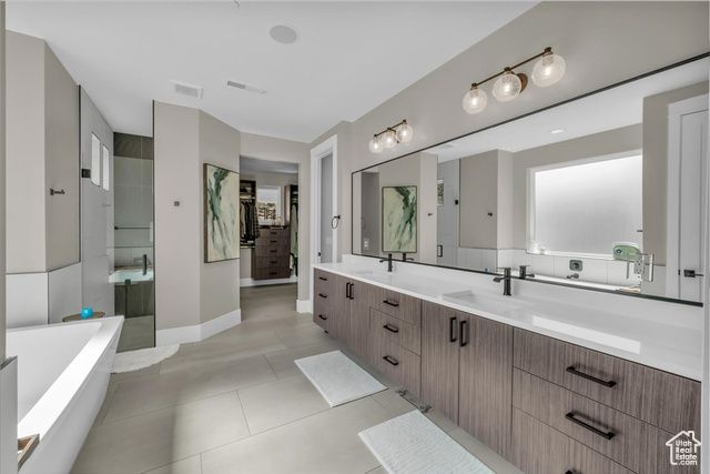 385 E ENTRADA DR, Virgin, UT 84779