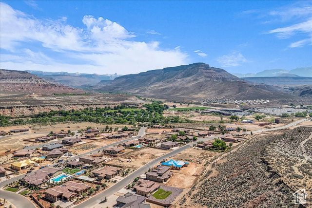 385 E ENTRADA DR, Virgin, UT 84779