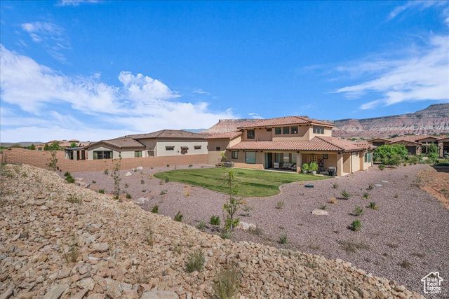 385 E ENTRADA DR, Virgin, UT 84779