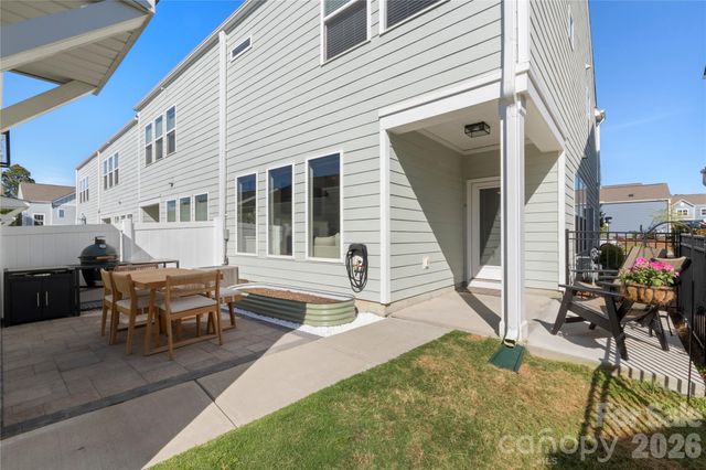 545 Morrows Turnout Way, Pineville, NC 28134