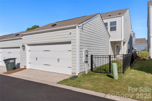 545 Morrows Turnout Way, Pineville, NC 28134